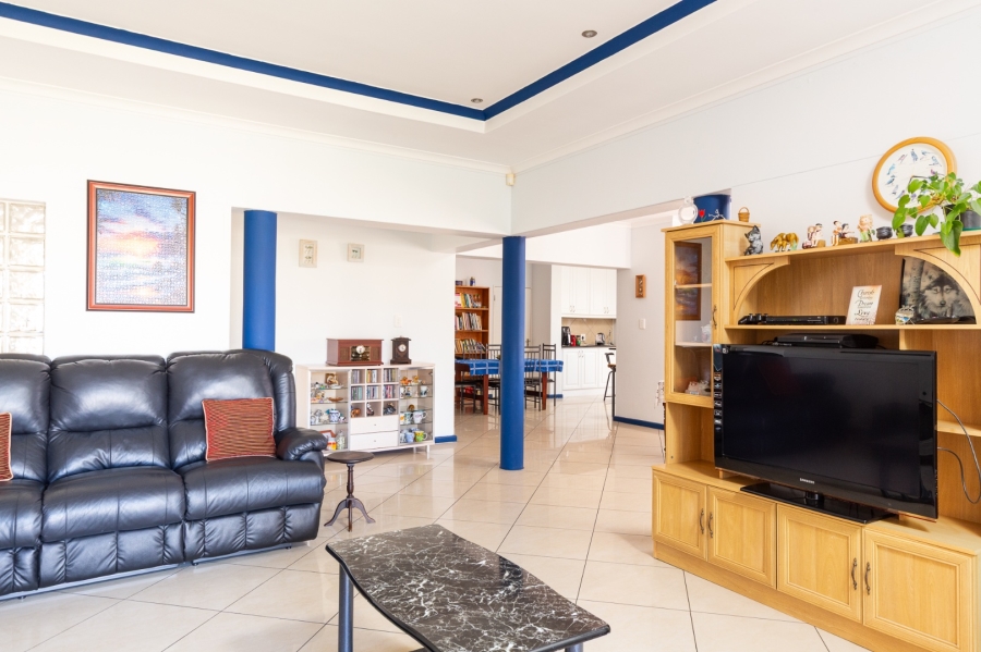 4 Bedroom Property for Sale in Port Owen Western Cape